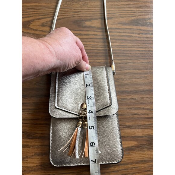 Crossbody bag with tassels and clear cell phone pouch - Picture 5 of 10